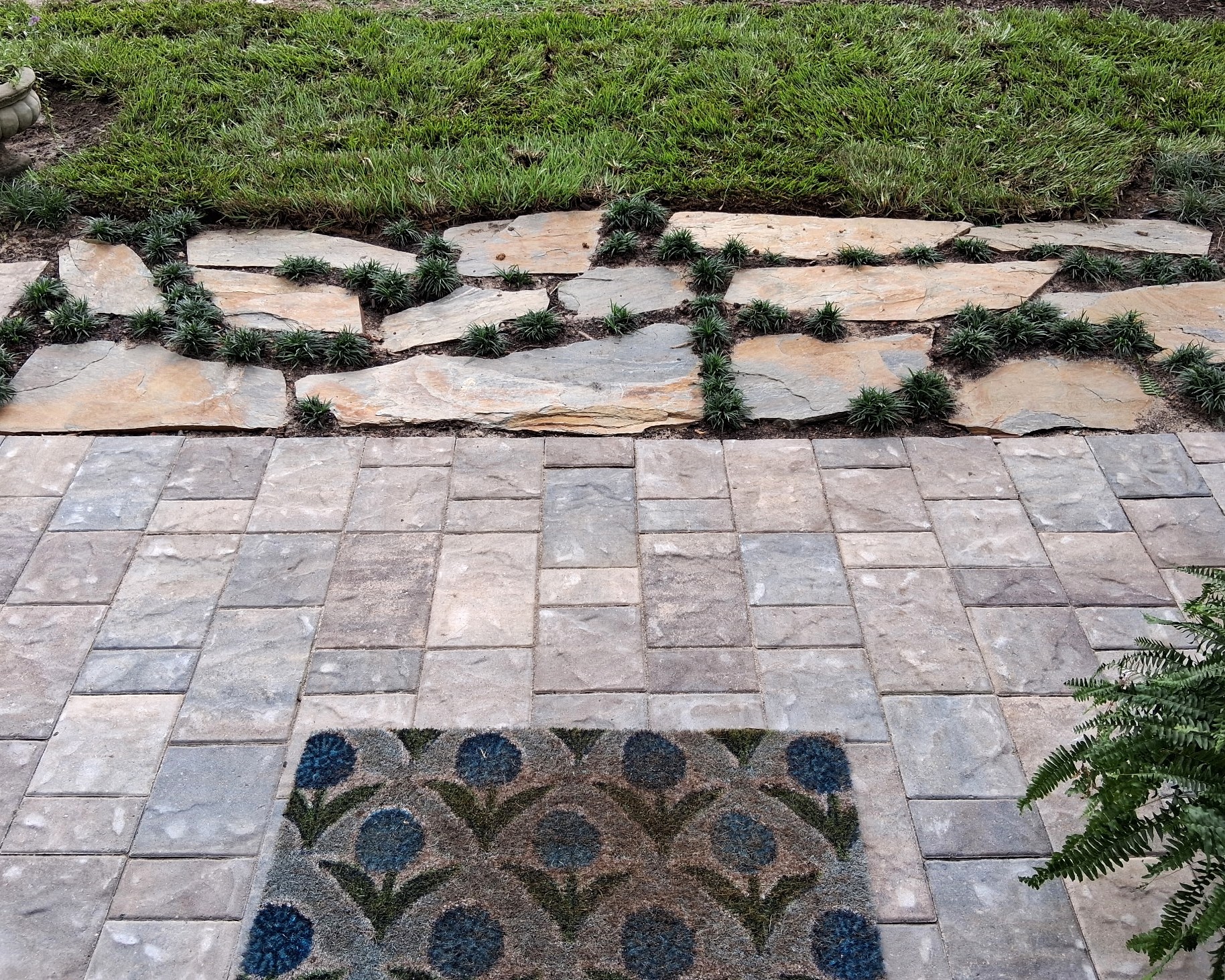 Patio with Flagstone